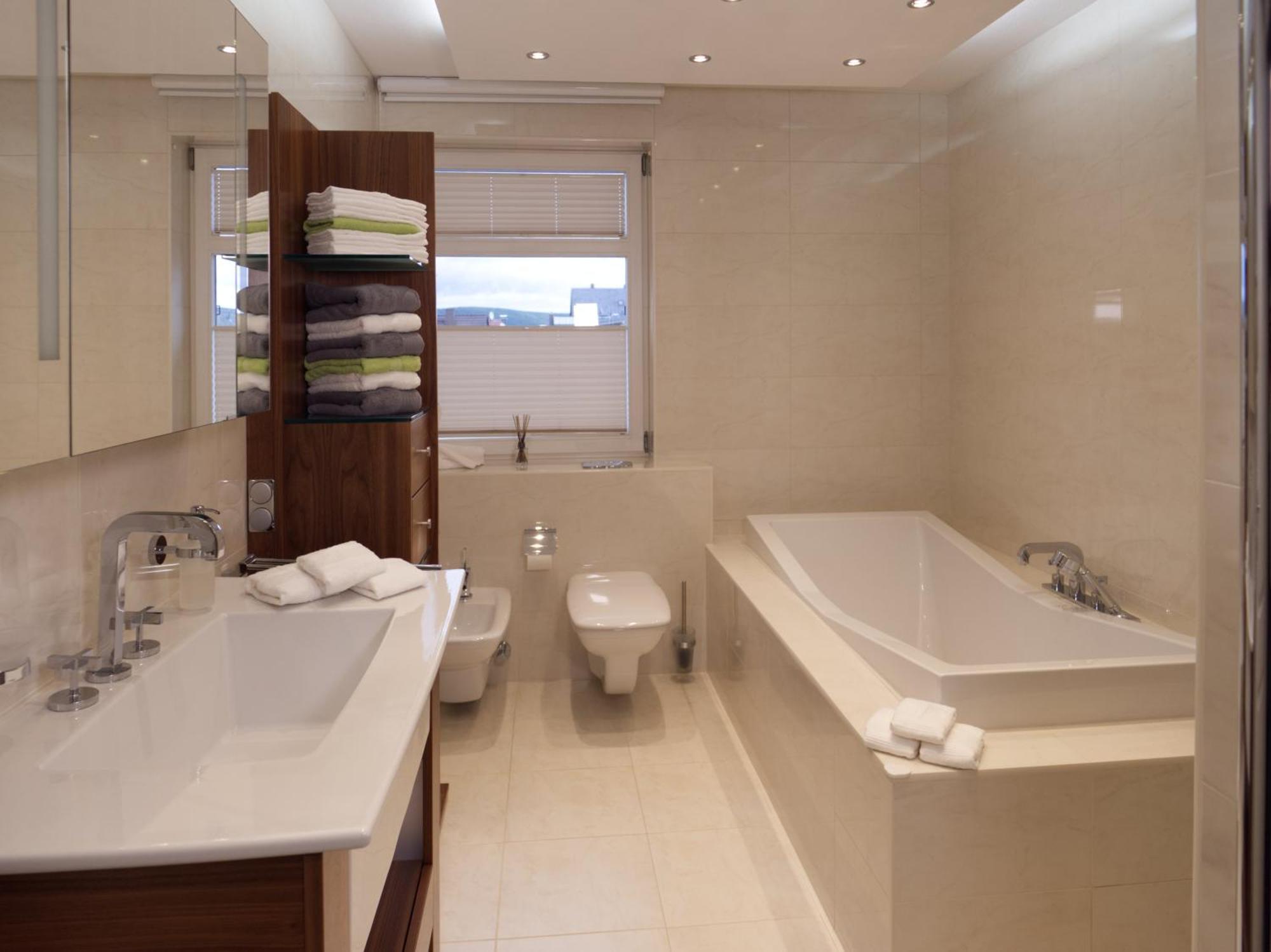 Thueringenapartments Boulevard Xxl 5-7 Personen Saalfeld Saale Esterno foto